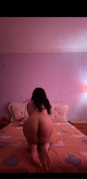 华威桥美臀少妇