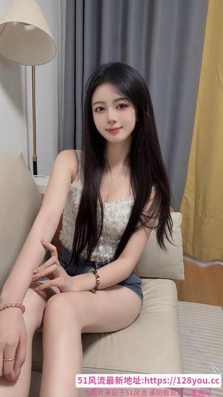 清纯俏皮颜值嫩妹