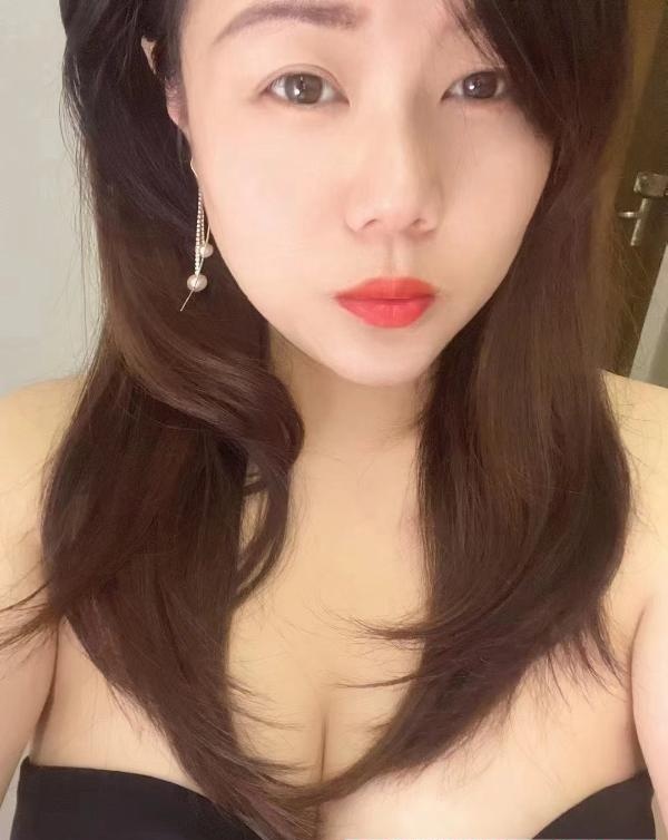 罗湖大奶青青