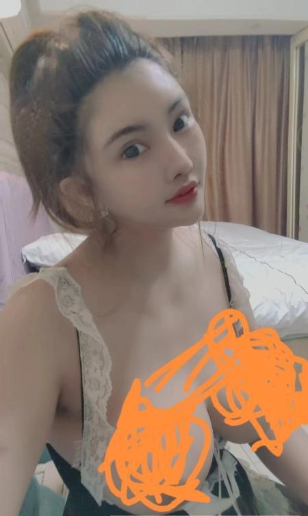 大胸女孩辣椒妹妹
