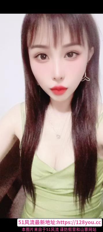道里甜美小妹子