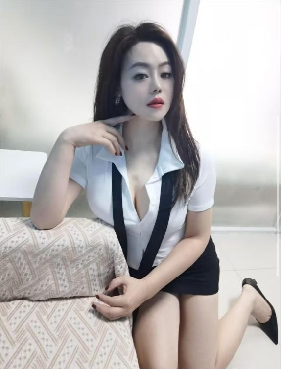 骚丝制服秋香