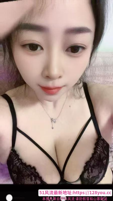 服务系大奶姐姐