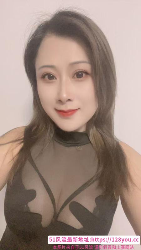闵行大胸骚人妻