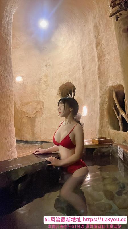 妩媚大奶少妇叶子