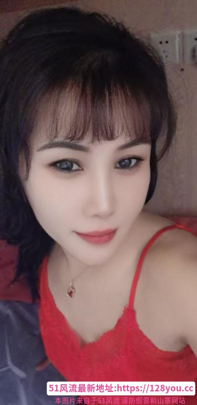 丰满大胸熟女