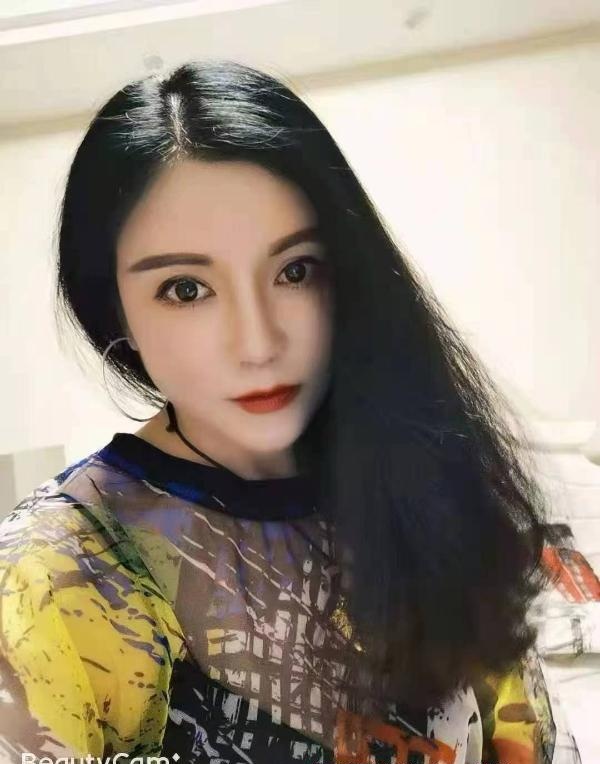 滨江小姐姐