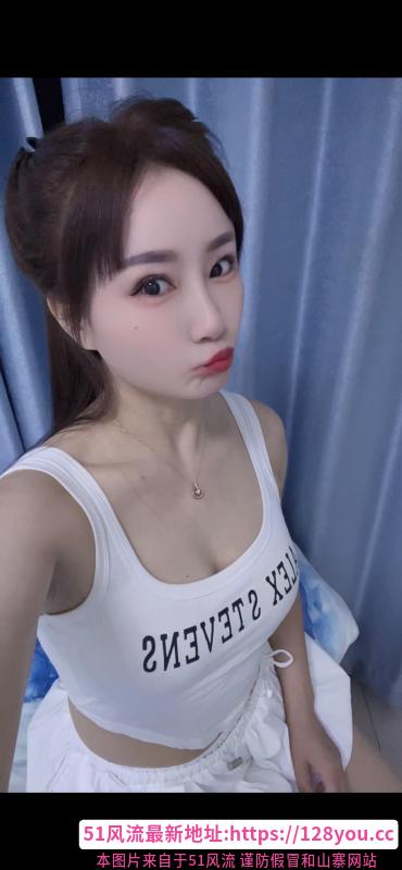 蜜桃小姐姐