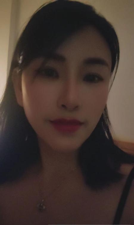 福永长腿少妇