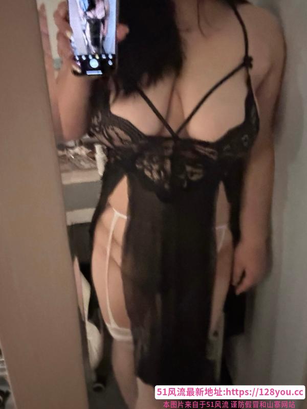 于洪广场附近泻火少妇