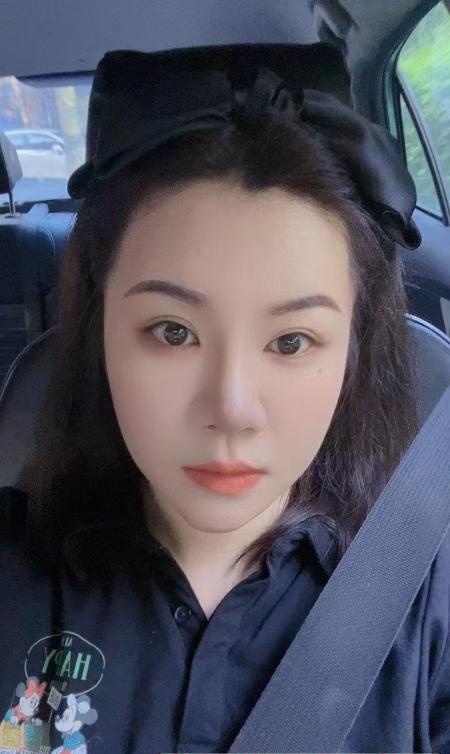 白云服务控艳子
