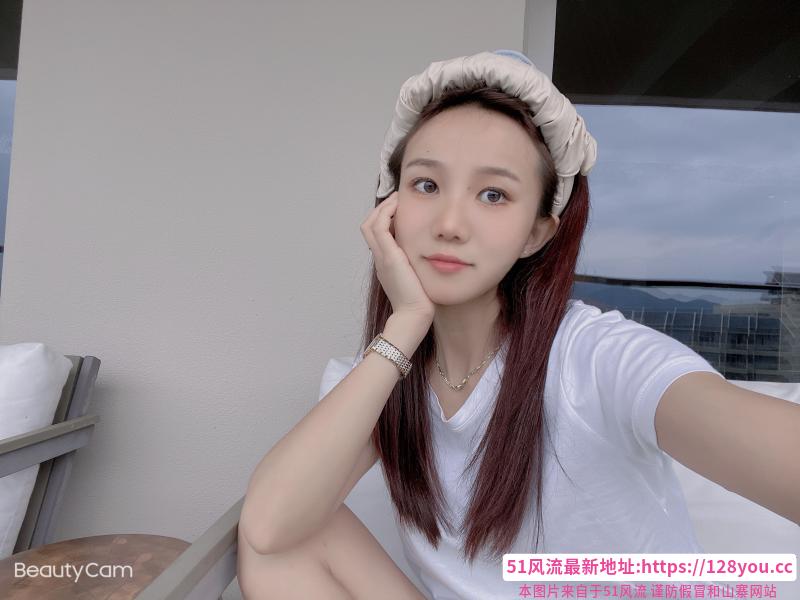 六合龙池静静
