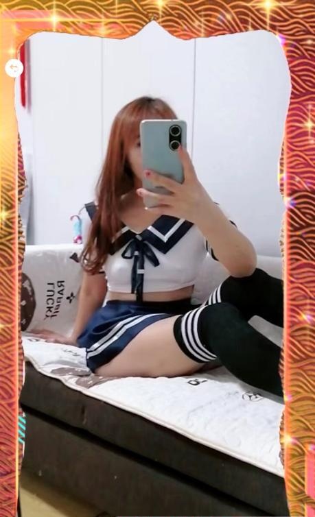 镜湖芙蓉姐姐