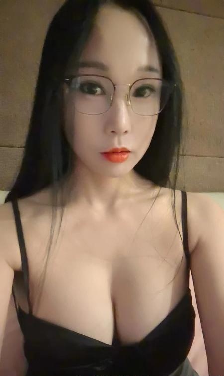 成寿寺静怡甜美御姐