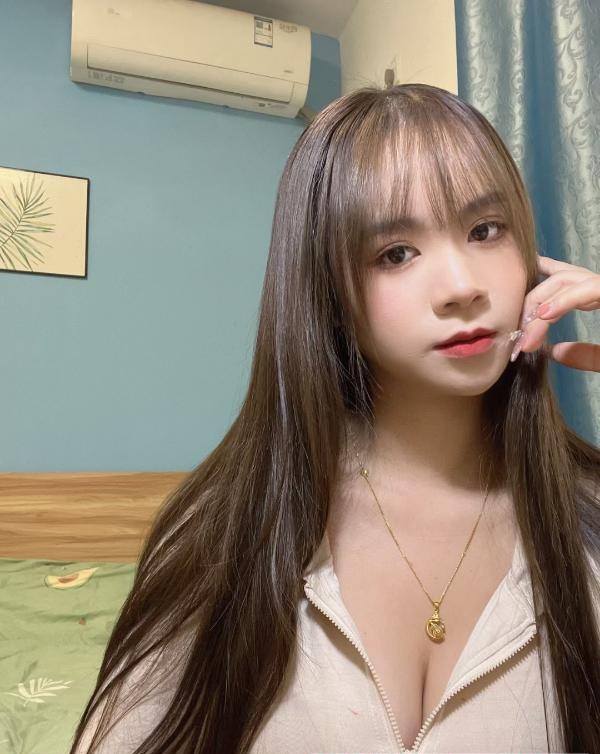 建邺新来川妹纸