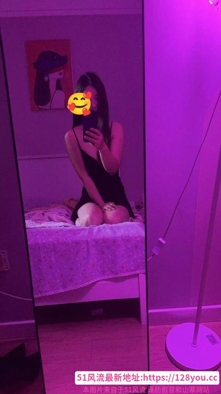 步行街服务控御姐
