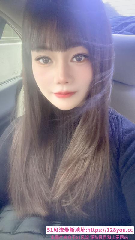 性感风骚大胸妹子