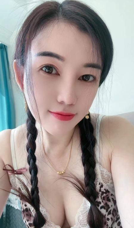 妮可老师莞式服务