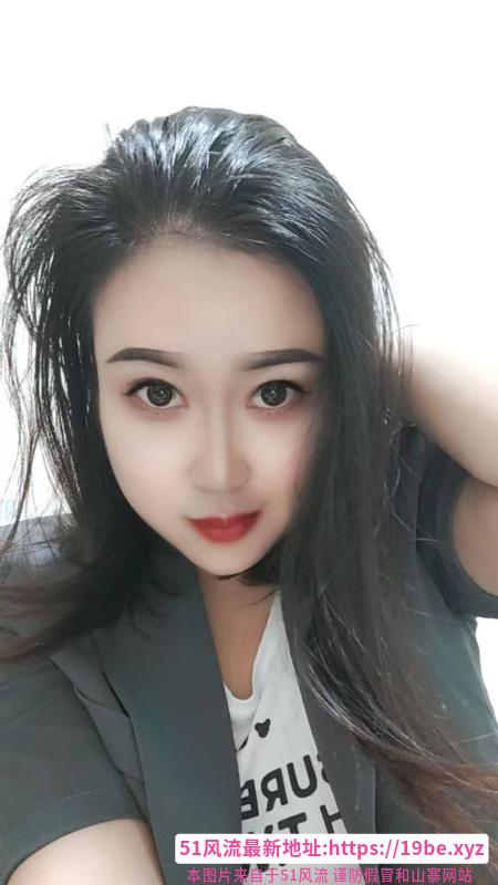 微胖丰满大奶少妇