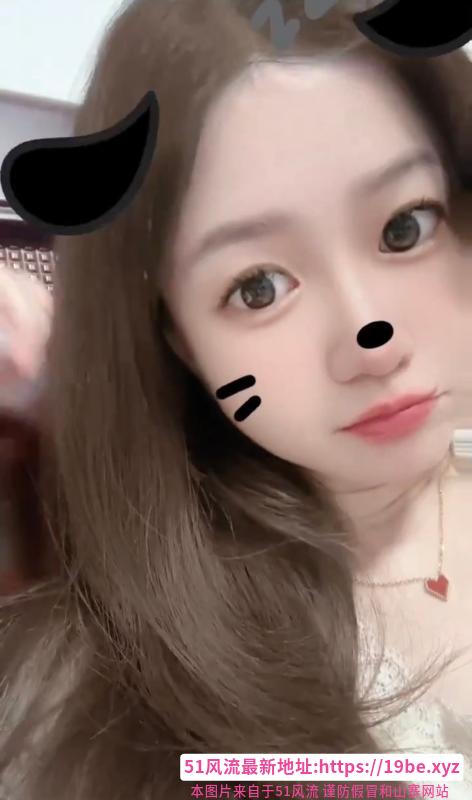 白嫩长腿少妇
