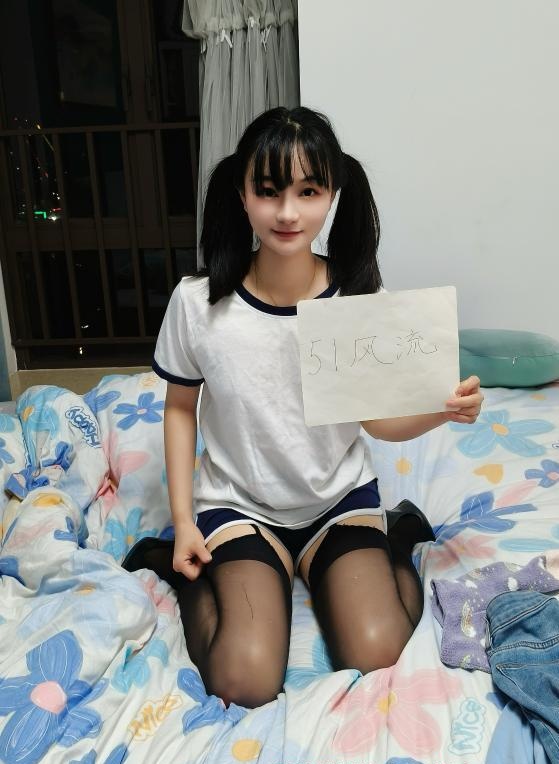 天河萝莉嫩妹朵朵