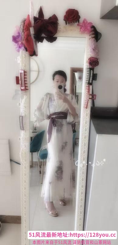 朝鲜族娇小少妇