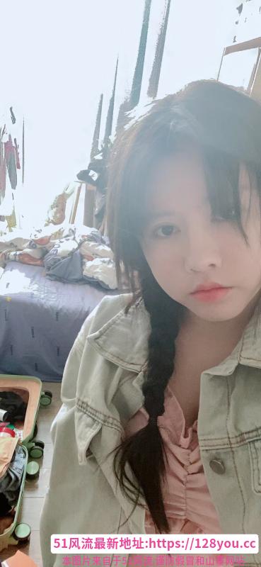 天河萝莉妹小伊