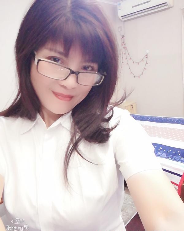 布吉少妇青青