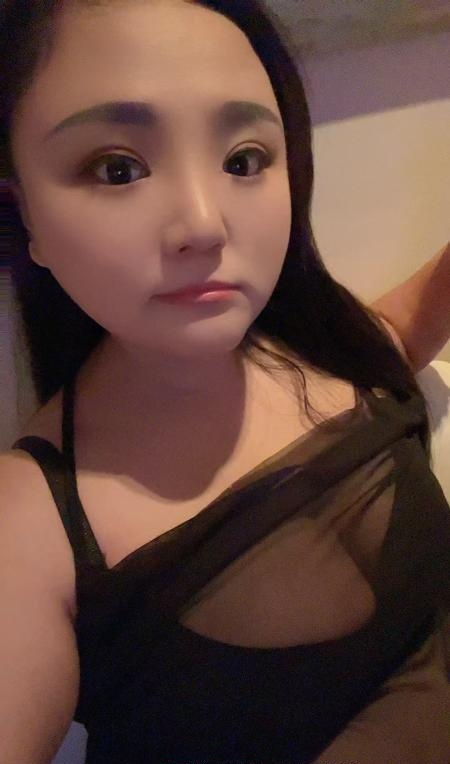 丰满小肥妹