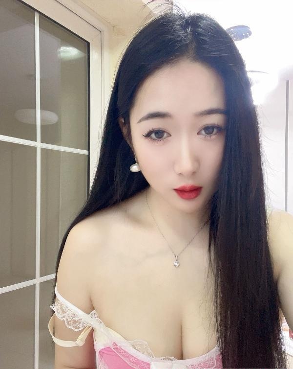 新来初夏小姐姐