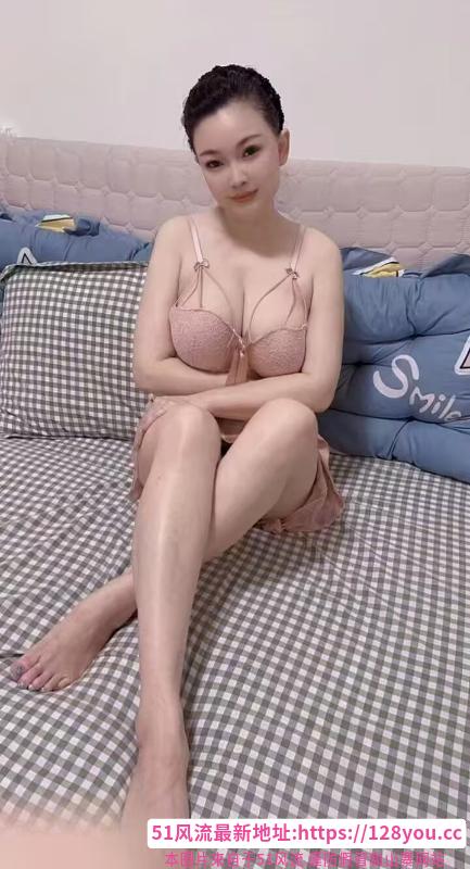 大奶少妇百合