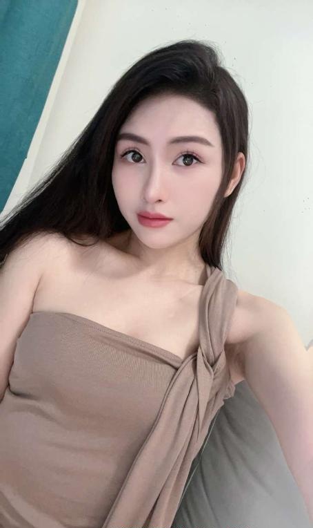 蜜桃臀小小迪