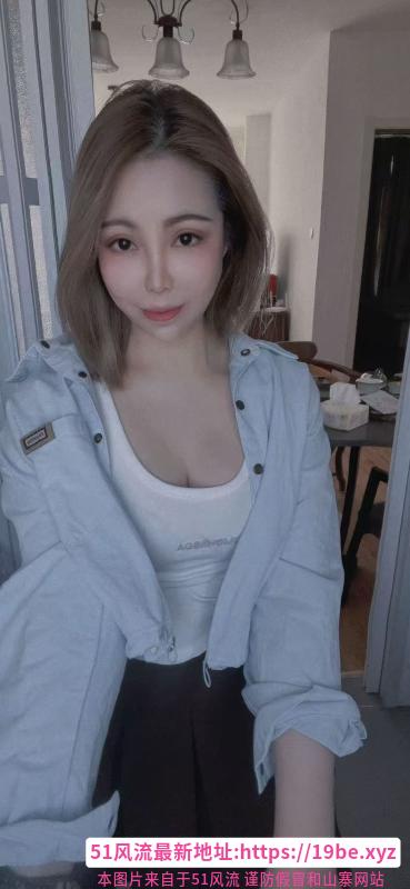 河北大胸美女泡泡