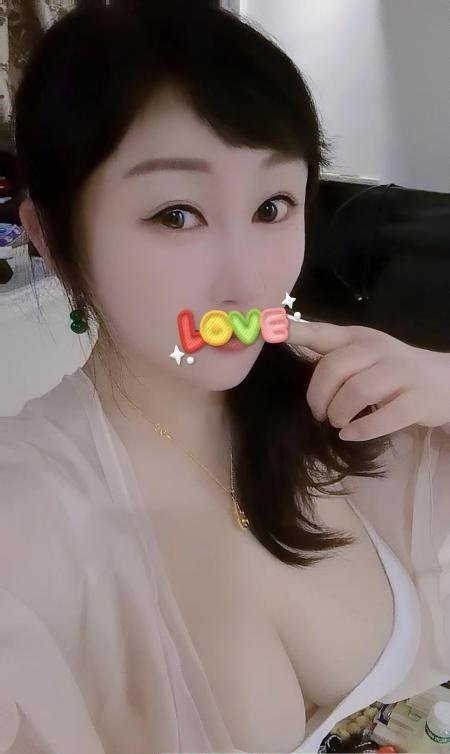 越秀东北大奶姐姐