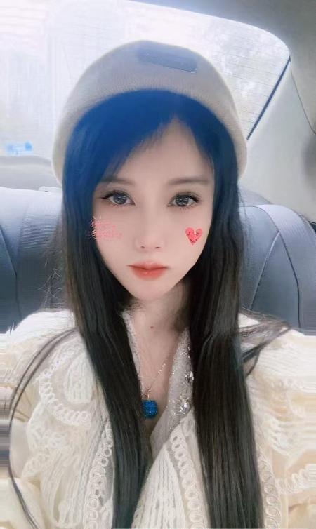 颜值轻奢大长腿曼曼