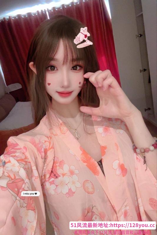 新建区性感大胸甜妹