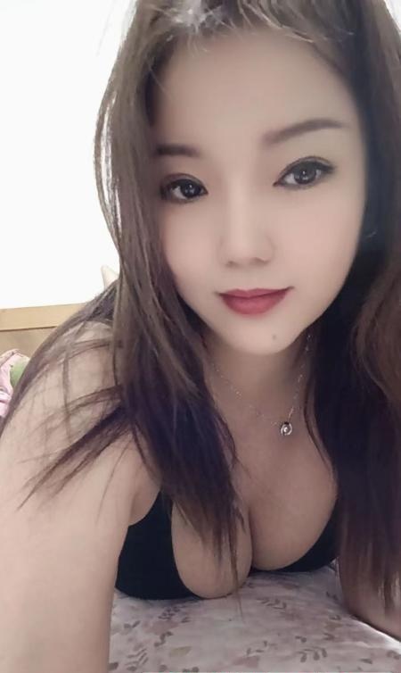 宝安翘臀少妇