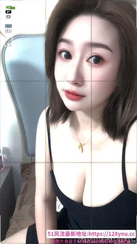 甜辣长腿妹子