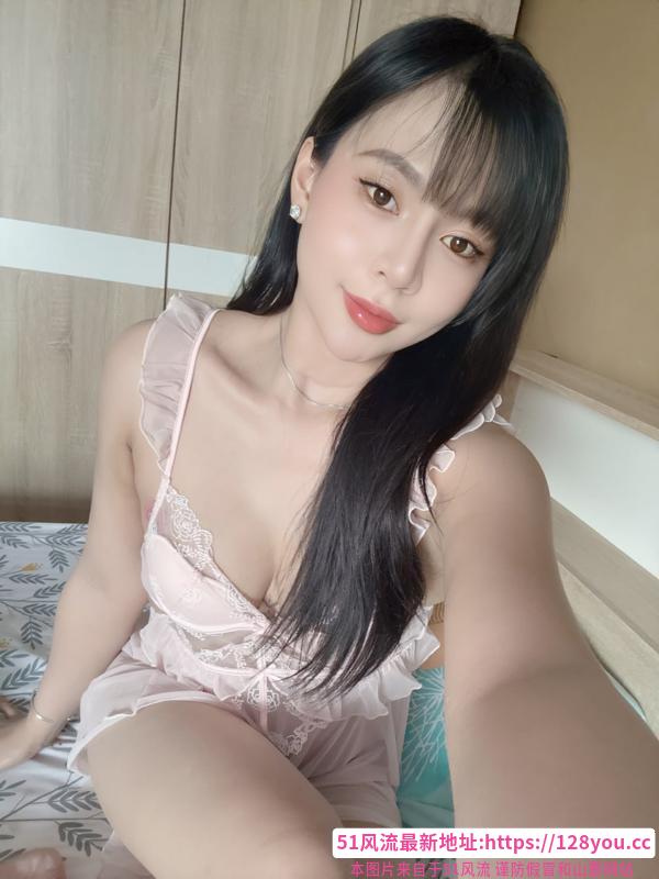 肤白性感少妇