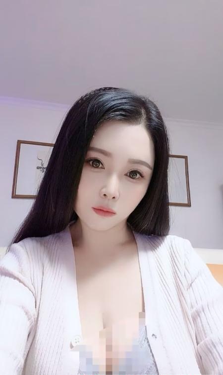 肥臀服务少妇
