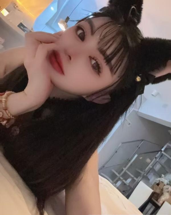 汉口蓝齐儿