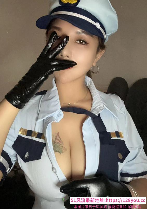 罗湖制服少妇