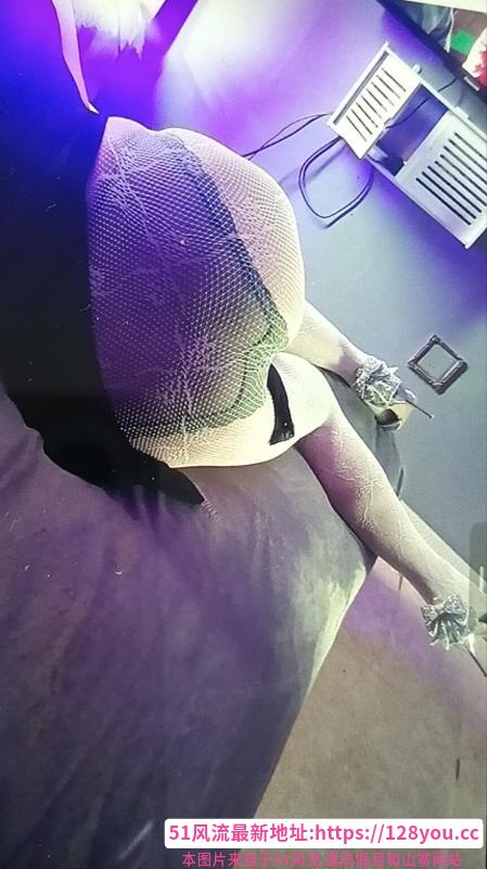 风情喷水姐姐