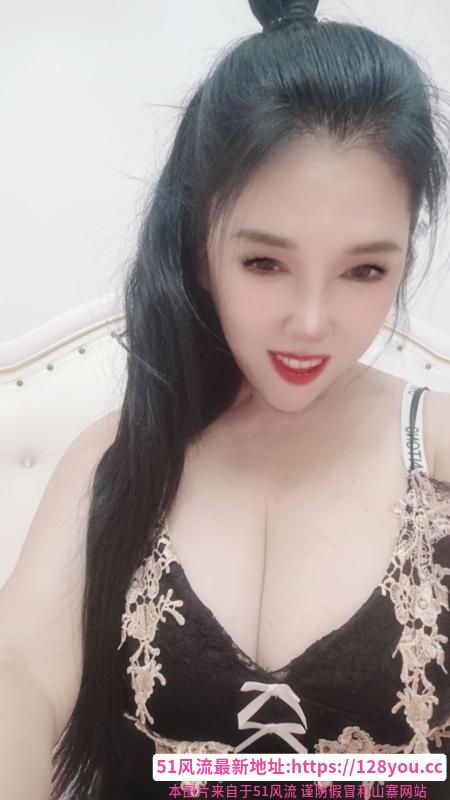 熟女姐大胸桔子姐