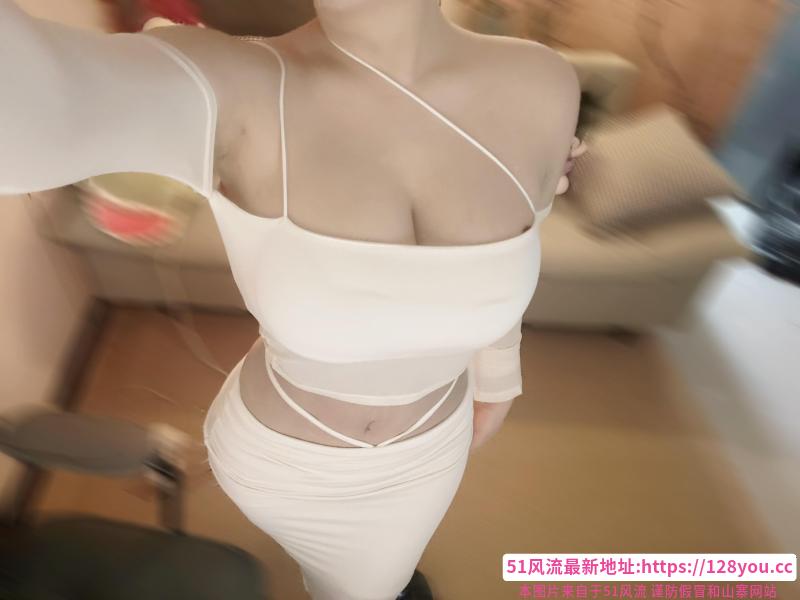 二刷西安肥臀爆乳骚货