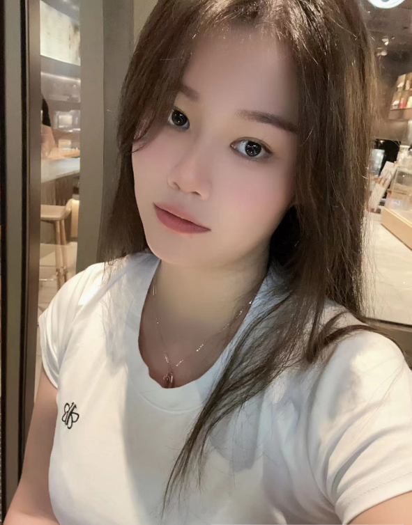 性感少妇猫猫