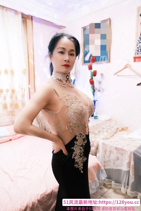 武侯大奶熟女阳光