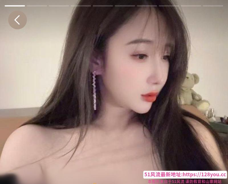 巨乳凤楼