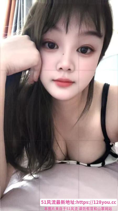 丰满美眉不输瘦