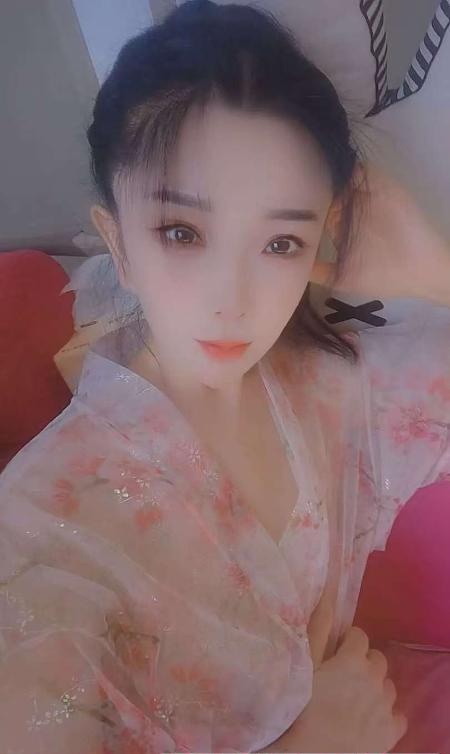 角门地铁附近的妹子